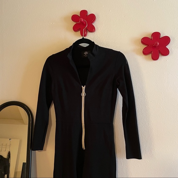 Valfre Cher Black Bodysuit - Picture 1 of 4